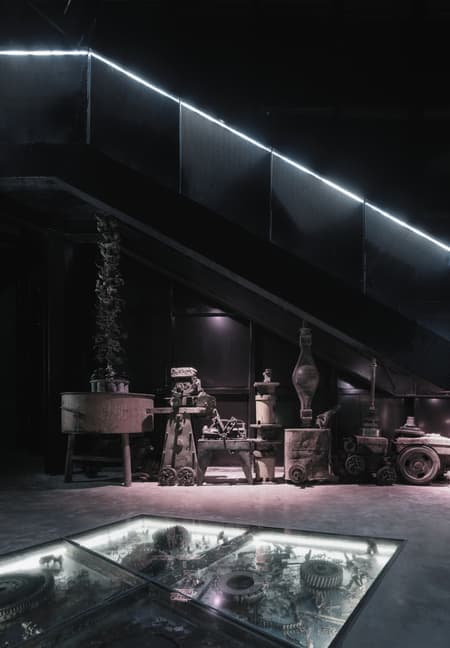 Dali Transformer Theater: Immersive Theatrical District